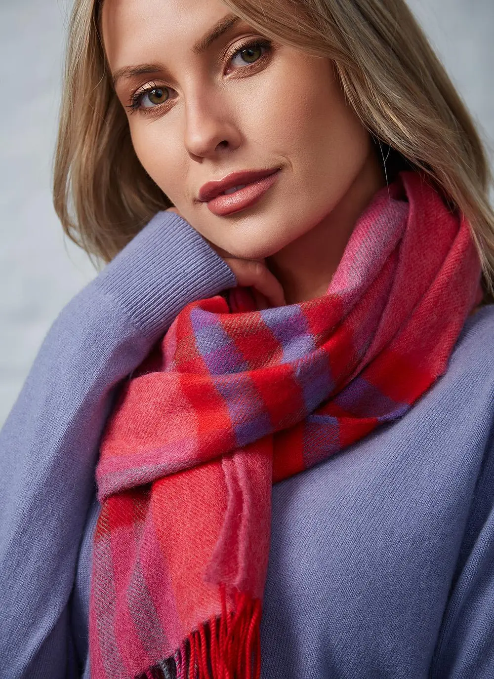Extra Fine Merino Wool Fringed Check Scarf 